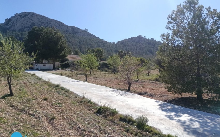 Herverkoop - Villa -
Abanilla