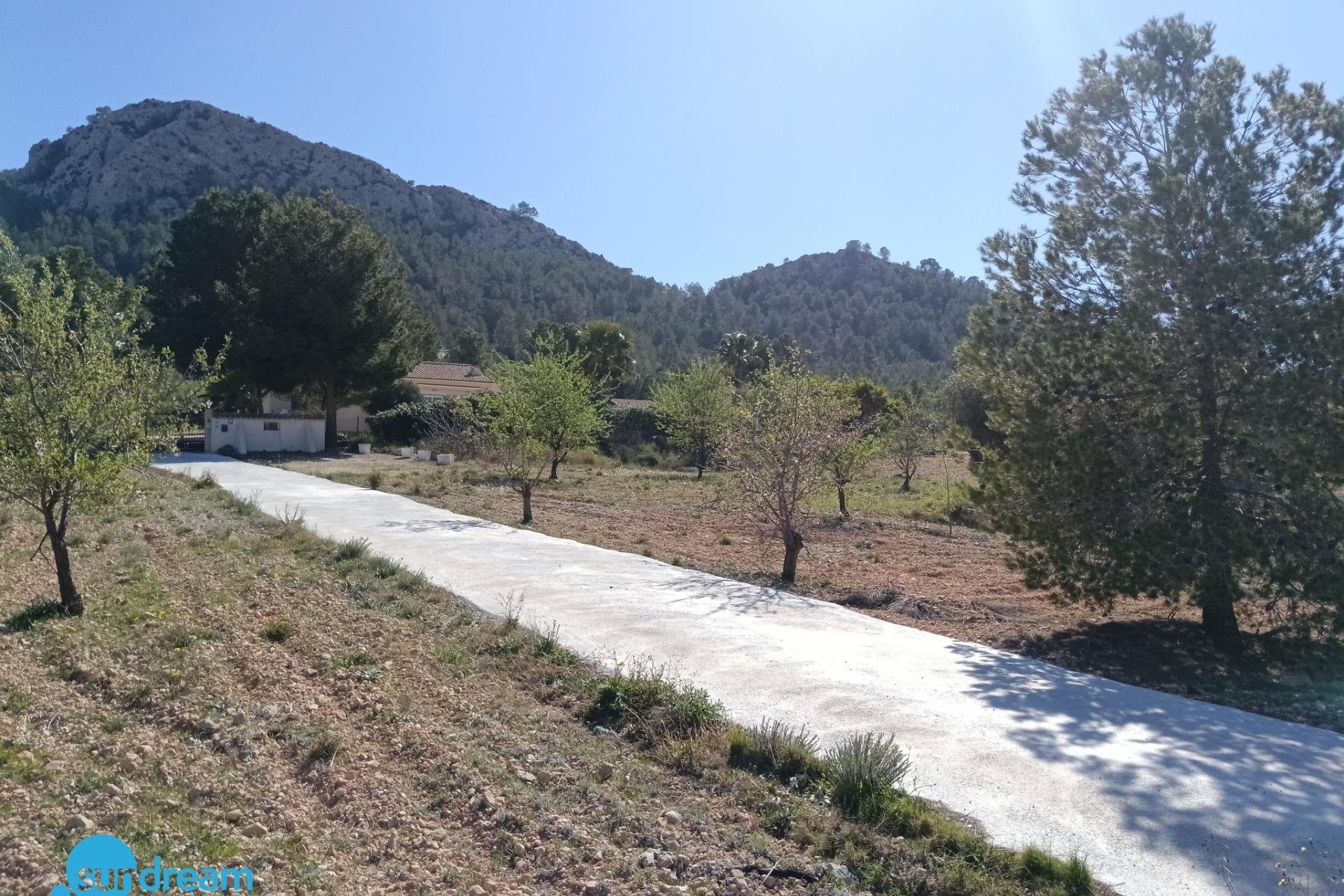 Herverkoop - Villa -
Abanilla