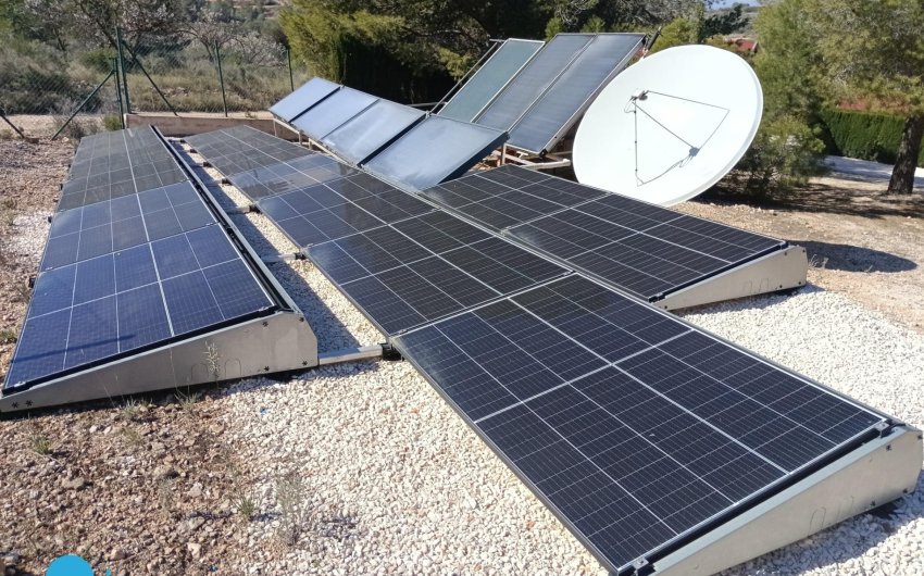 Herverkoop - Villa -
Abanilla