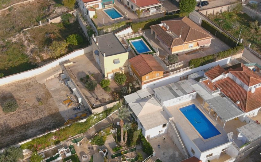 Herverkoop - Villa -
Albatera - Inland