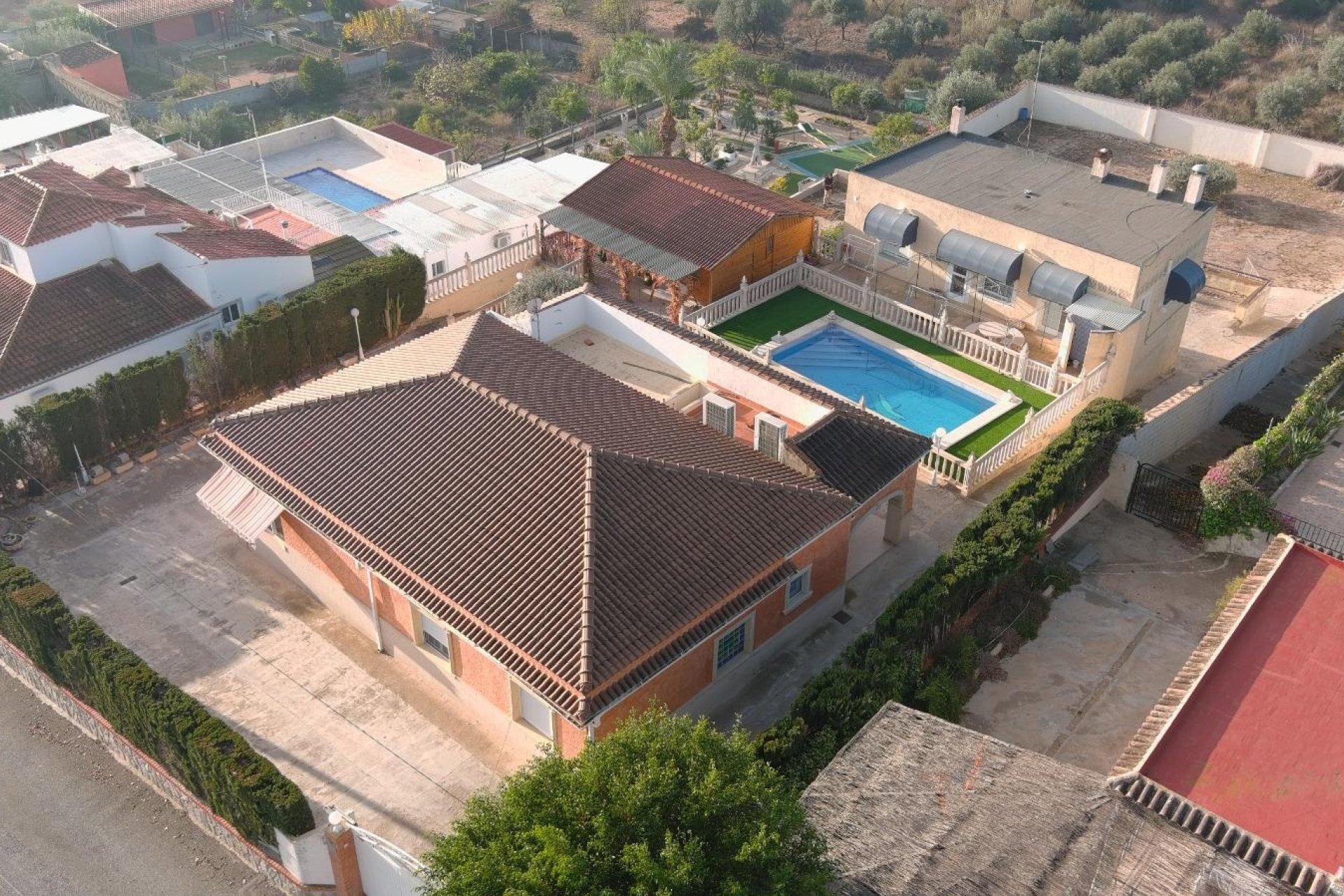 Herverkoop - Villa -
Albatera - Inland