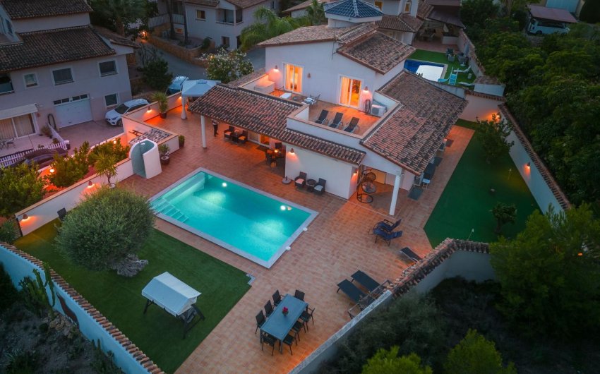 Herverkoop - Villa -
Alfas del Pí