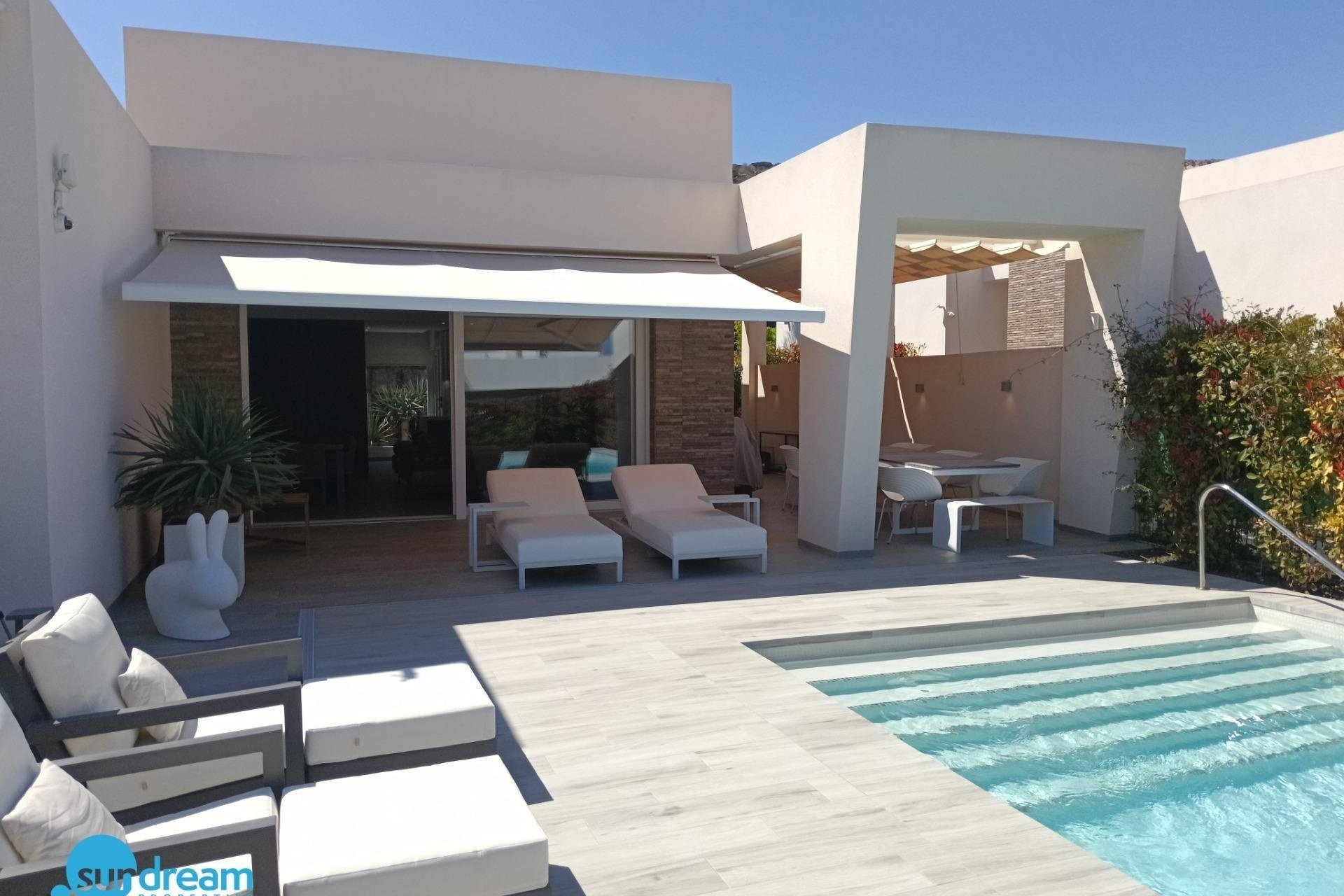 Herverkoop - Villa -
Algorfa - Club de Golf La Finca
