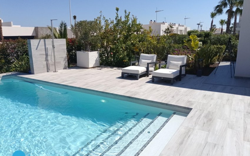 Herverkoop - Villa -
Algorfa - Club de Golf La Finca