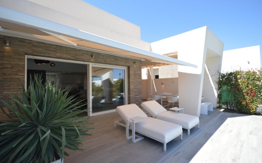 Herverkoop - Villa -
Algorfa - Club de Golf La Finca