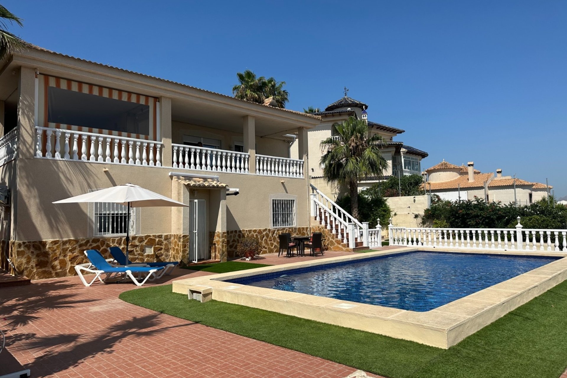 Herverkoop - Villa -
Algorfa - Inland