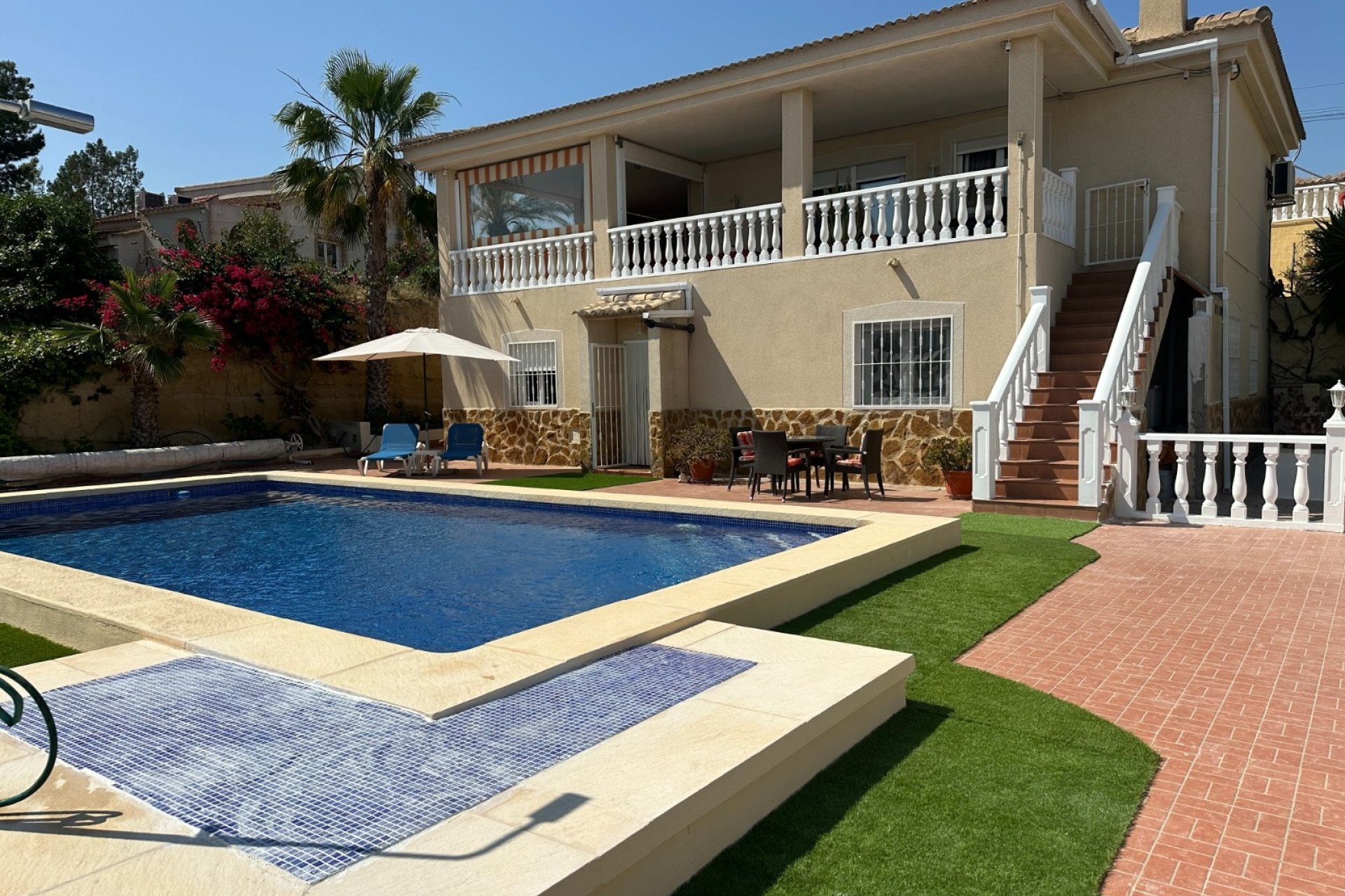 Herverkoop - Villa -
Algorfa - Inland