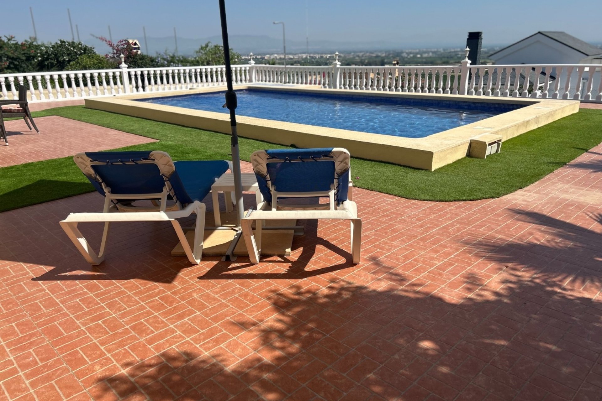Herverkoop - Villa -
Algorfa - Inland