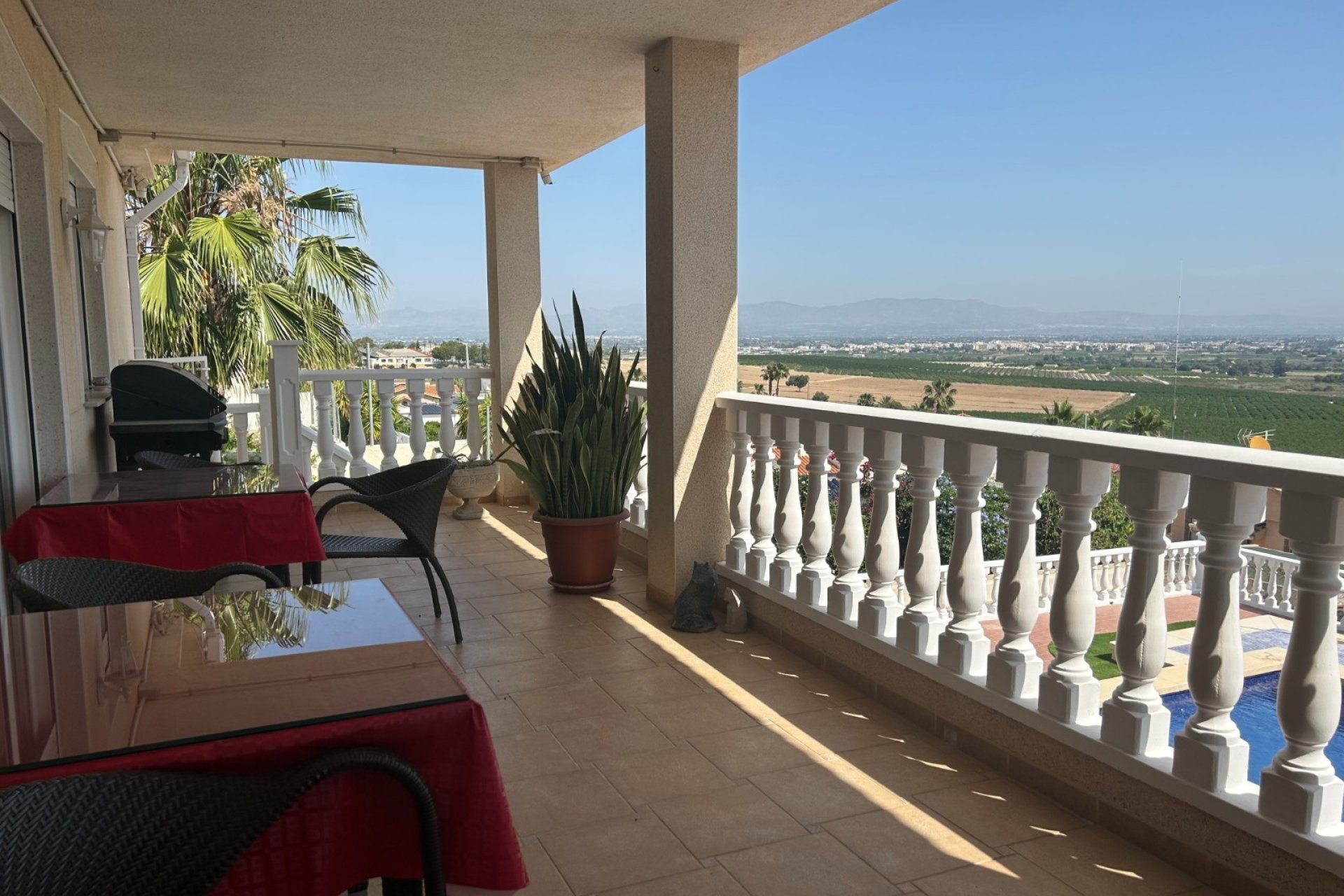 Herverkoop - Villa -
Algorfa - Inland