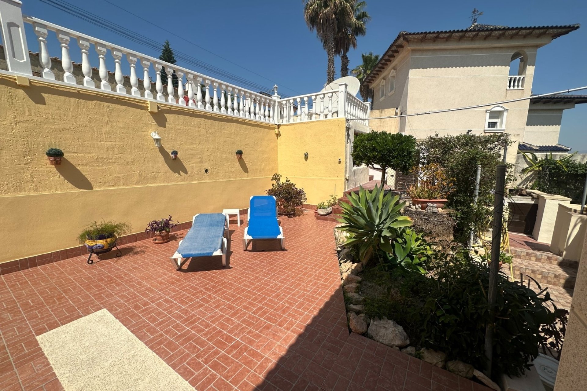 Herverkoop - Villa -
Algorfa - Inland