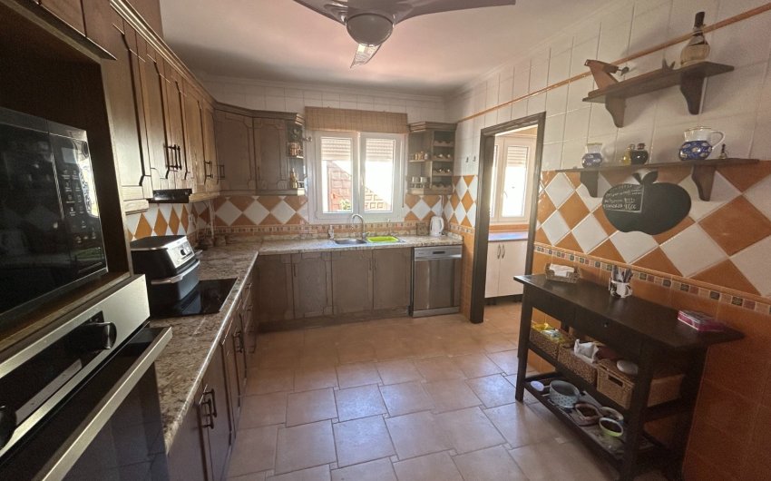 Herverkoop - Villa -
Algorfa - Inland