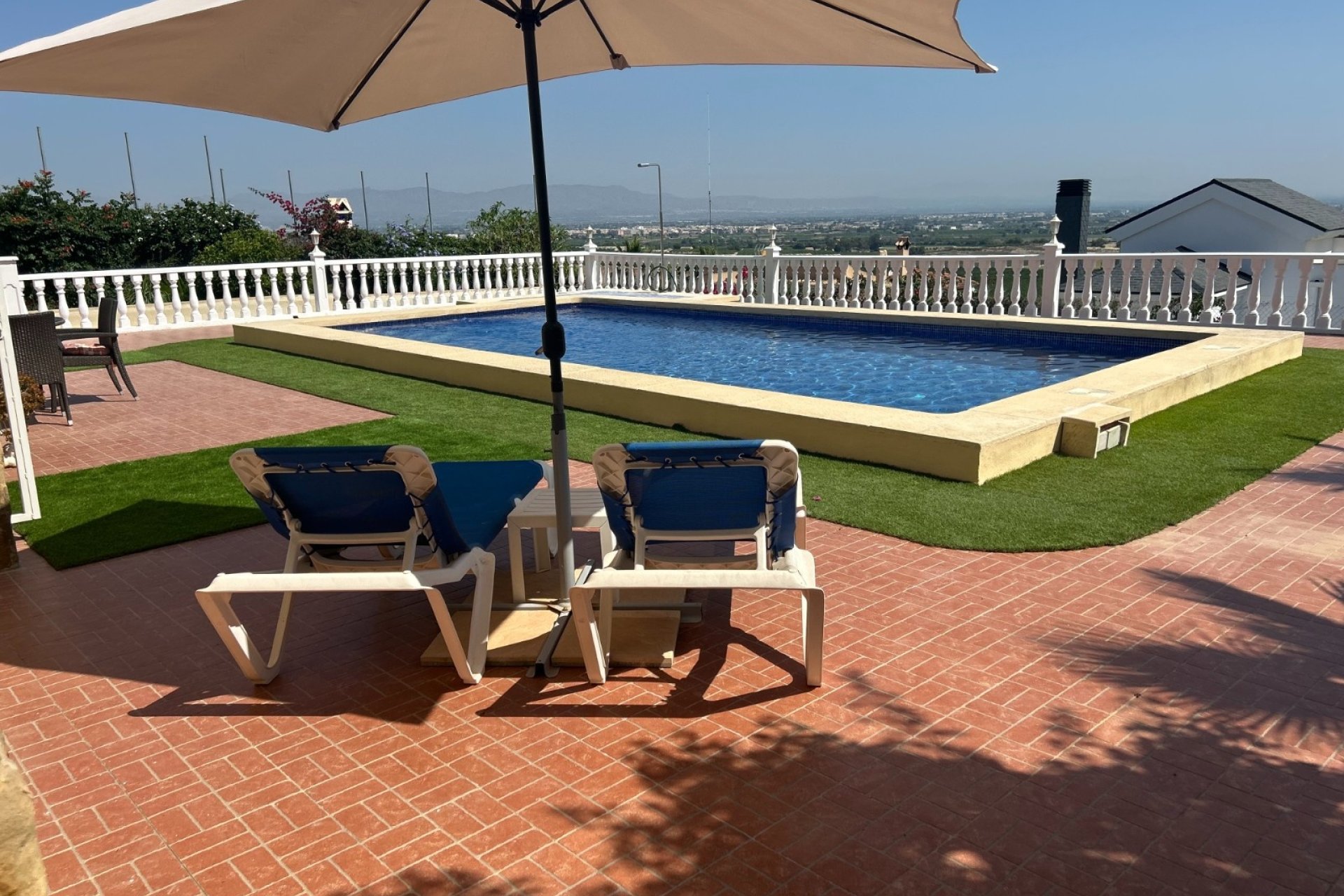 Herverkoop - Villa -
Algorfa - Inland