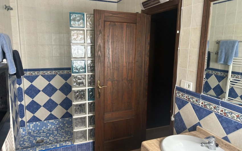 Herverkoop - Villa -
Algorfa - Inland