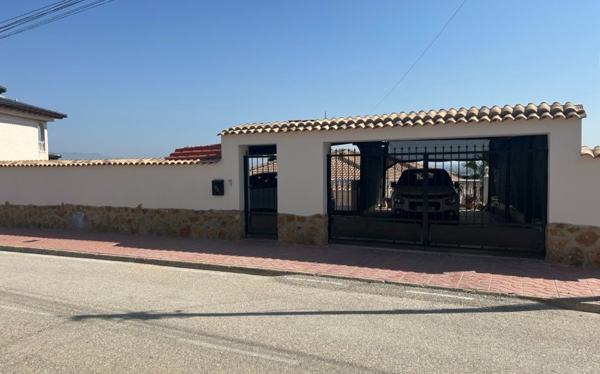 Herverkoop - Villa -
Algorfa - Inland