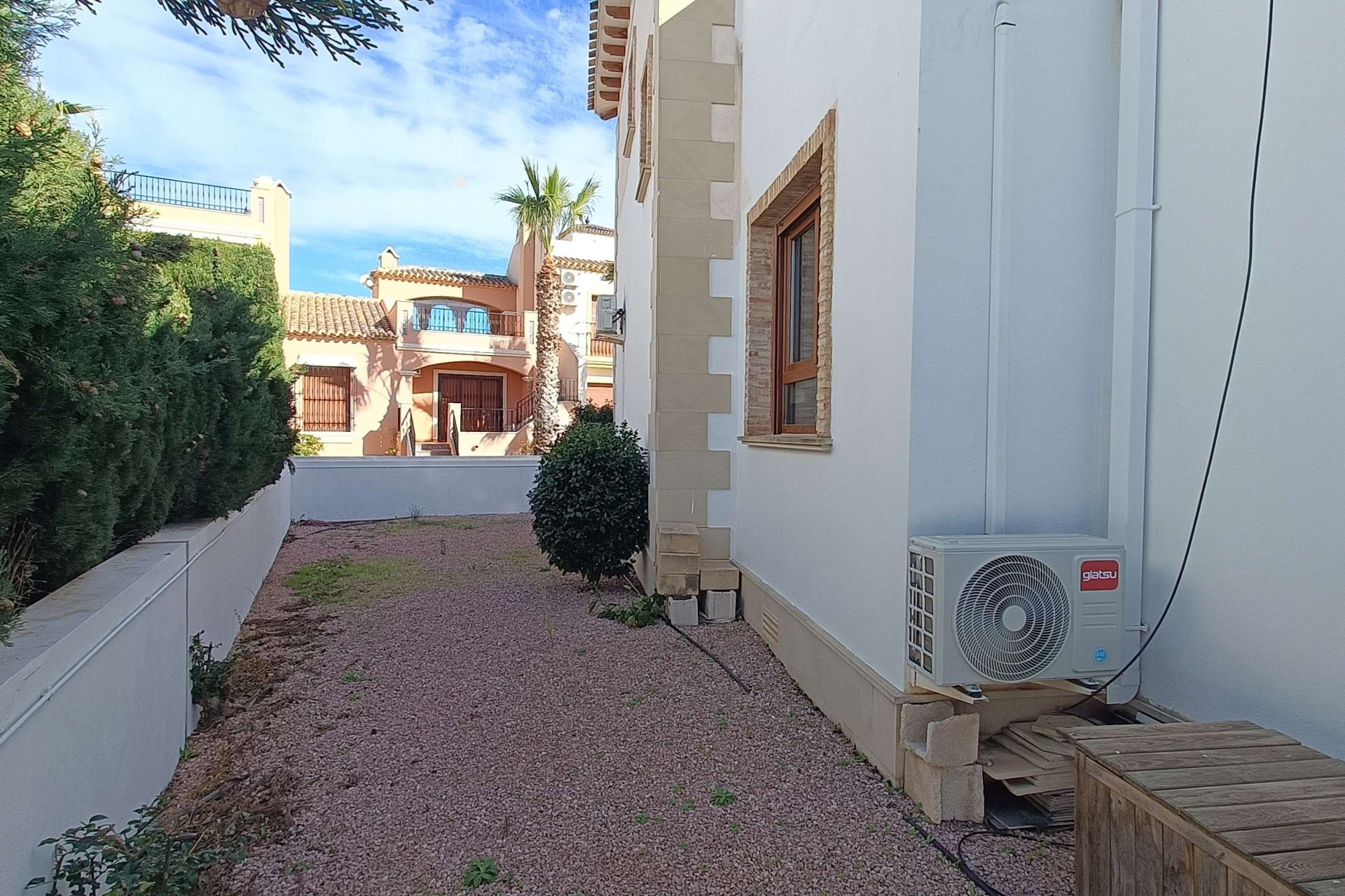 Herverkoop - Villa -
Algorfa - Inland