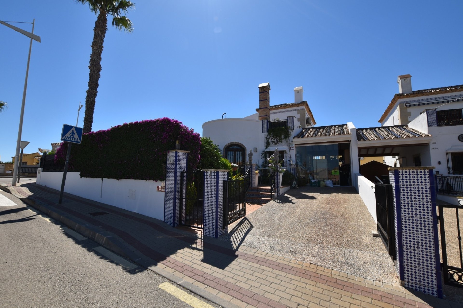 Herverkoop - Villa -
Algorfa - Inland