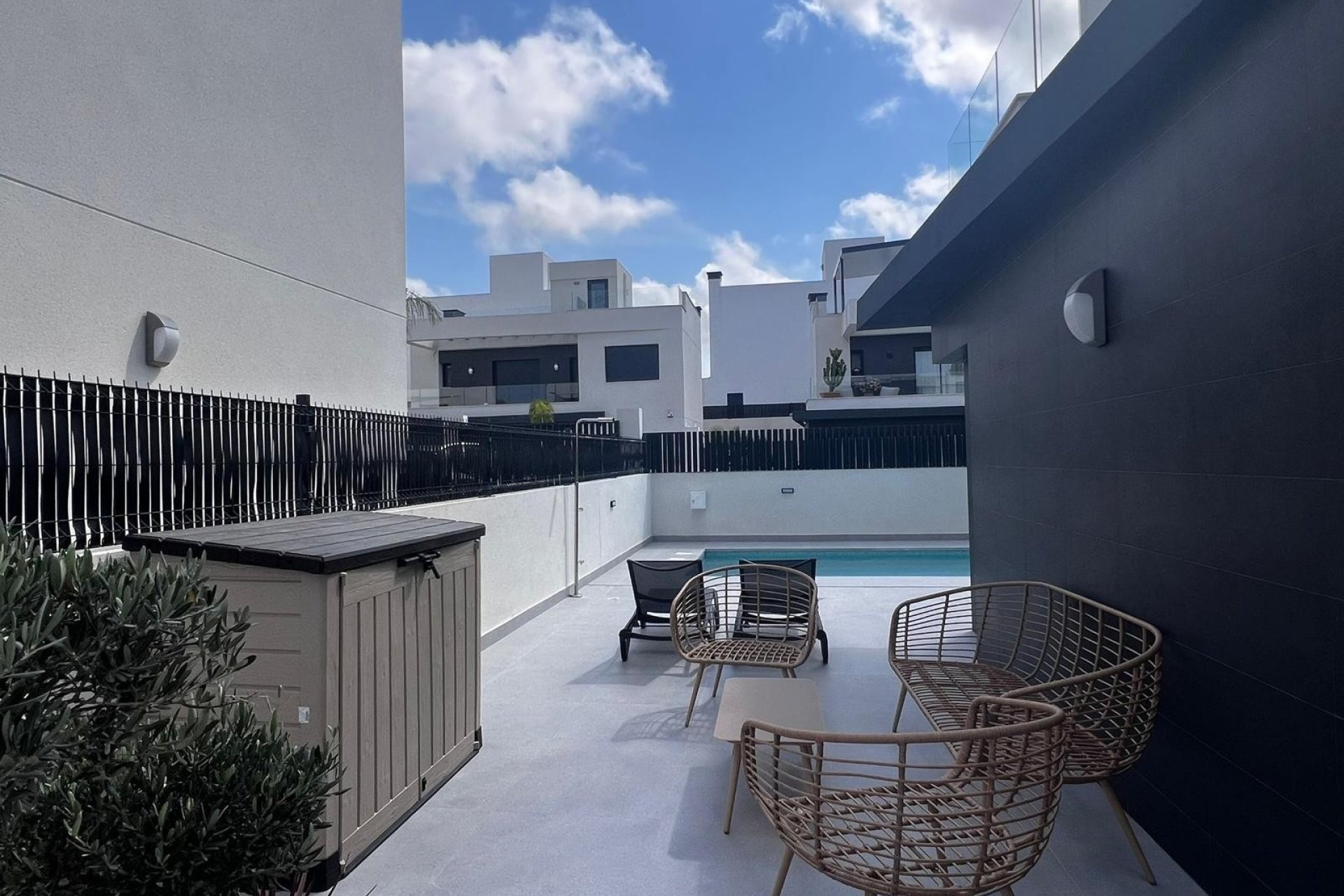 Herverkoop - Villa -
Algorfa - Inland