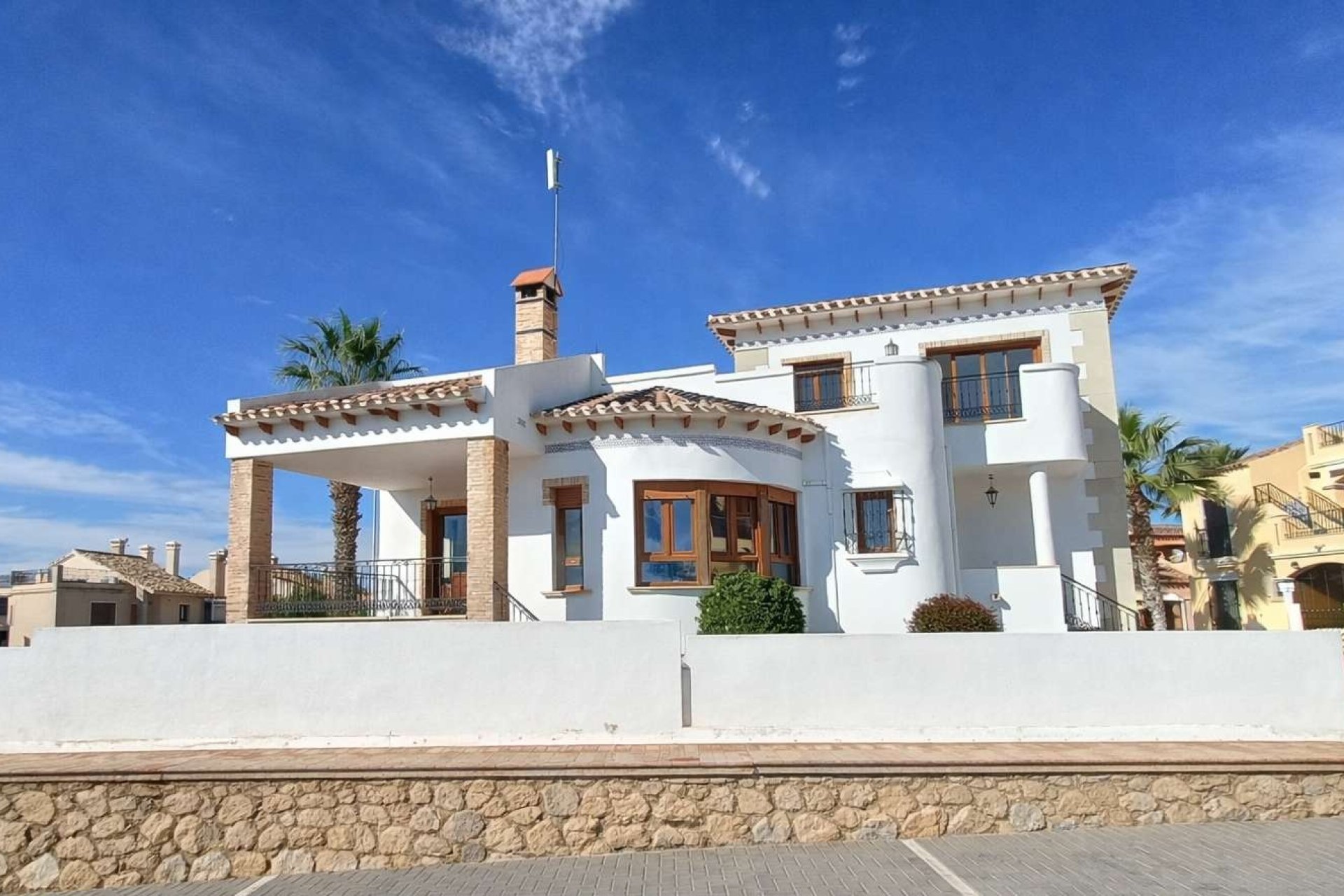 Herverkoop - Villa -
Algorfa - Inland