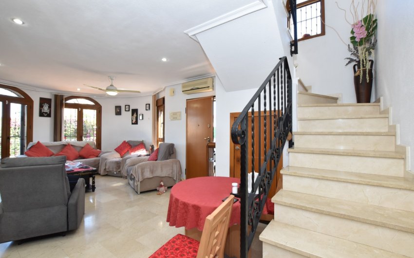 Herverkoop - Villa -
Algorfa - Inland