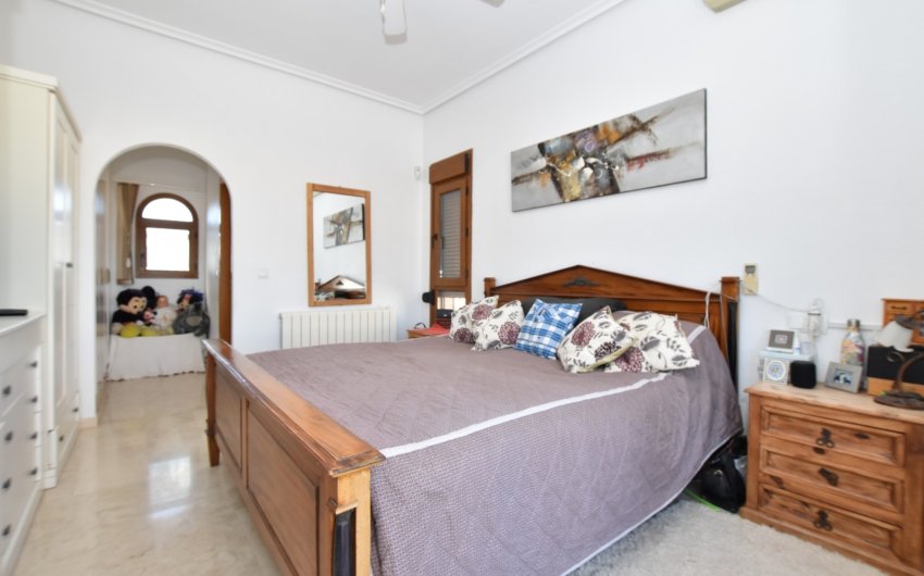 Herverkoop - Villa -
Algorfa - Inland