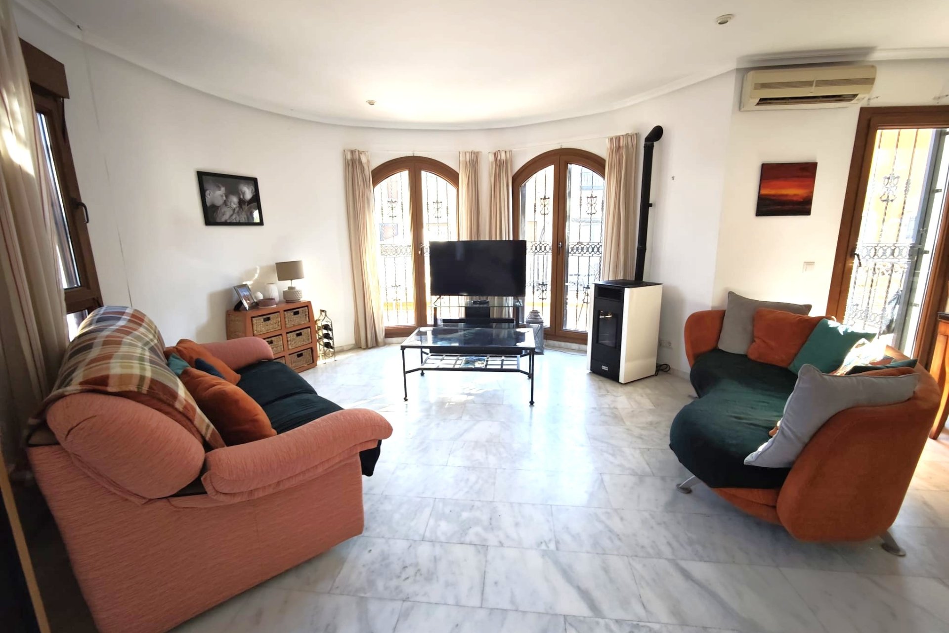 Herverkoop - Villa -
Algorfa - Inland