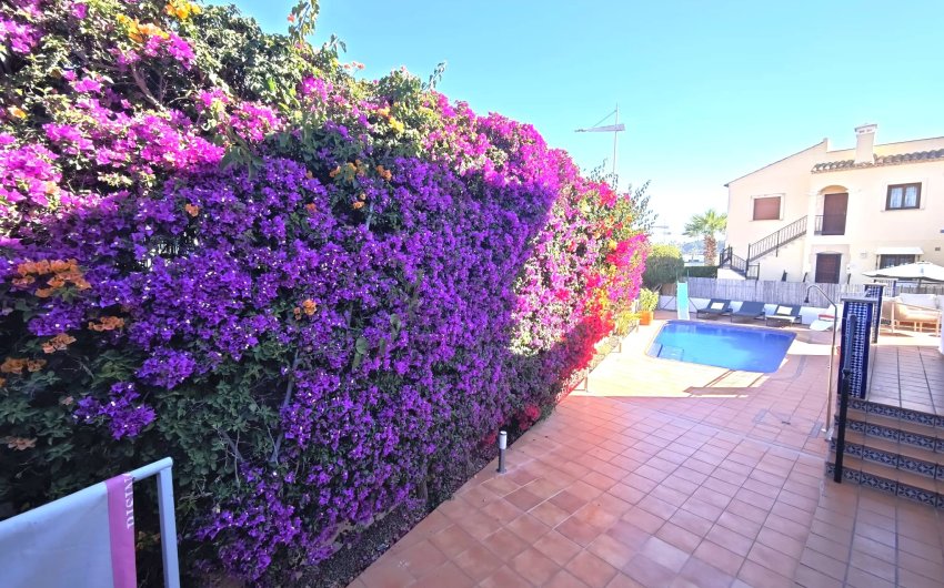 Herverkoop - Villa -
Algorfa - Inland