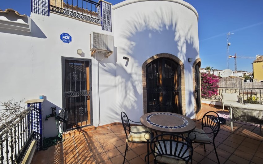 Herverkoop - Villa -
Algorfa - Inland