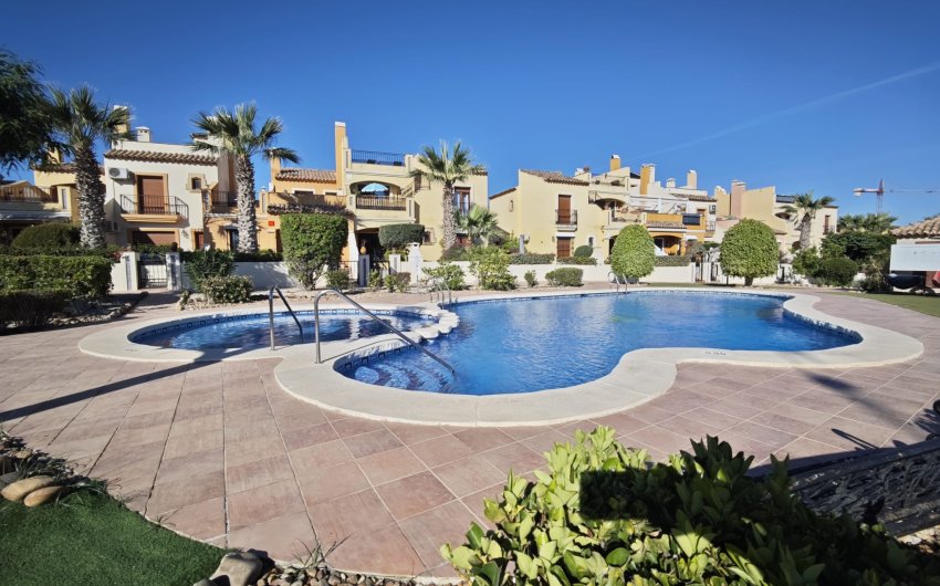 Herverkoop - Villa -
Algorfa - Inland