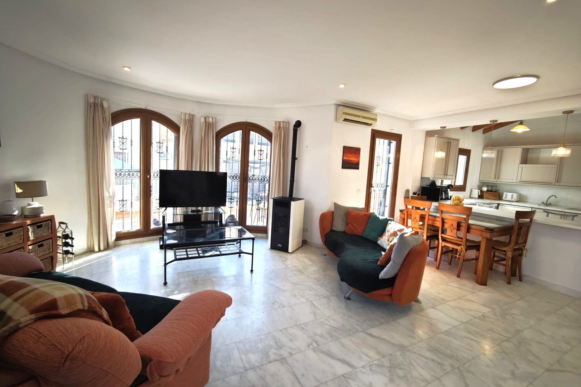 Herverkoop - Villa -
Algorfa - Inland