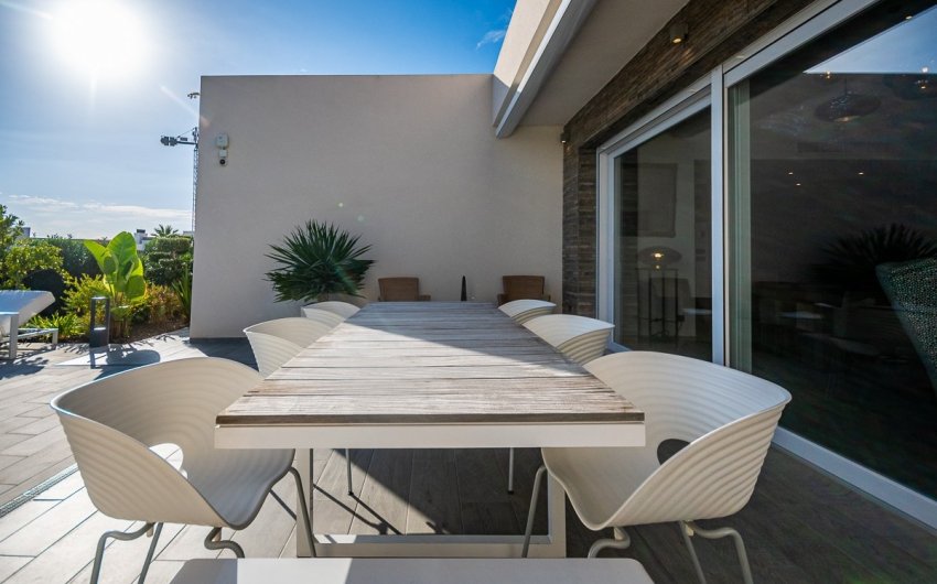 Herverkoop - Villa -
Algorfa - Inland