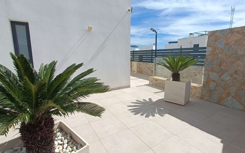 Herverkoop - Villa -
Algorfa - Inland