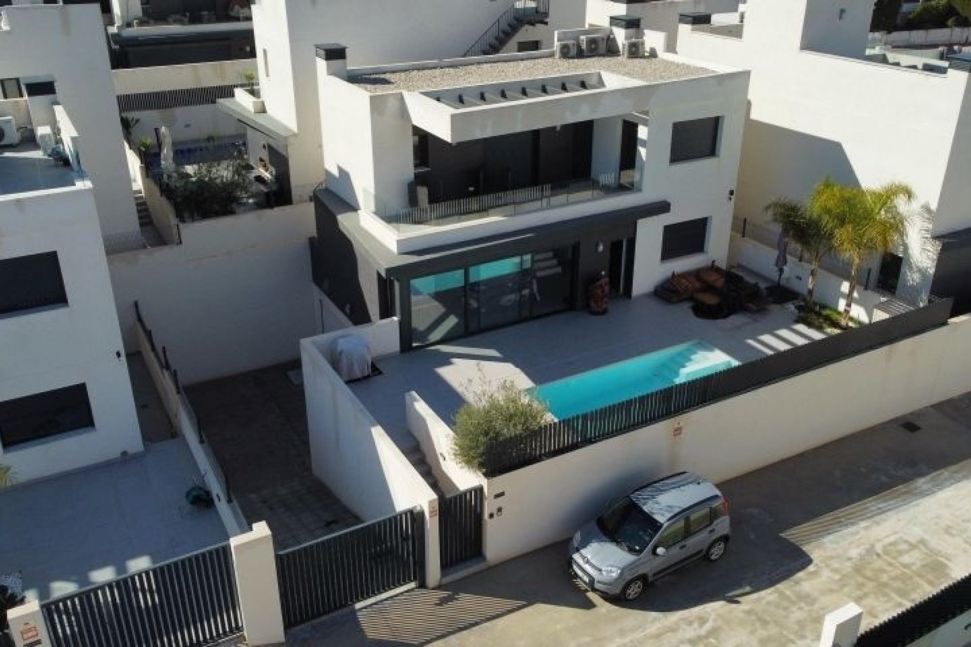 Herverkoop - Villa -
Algorfa - Inland