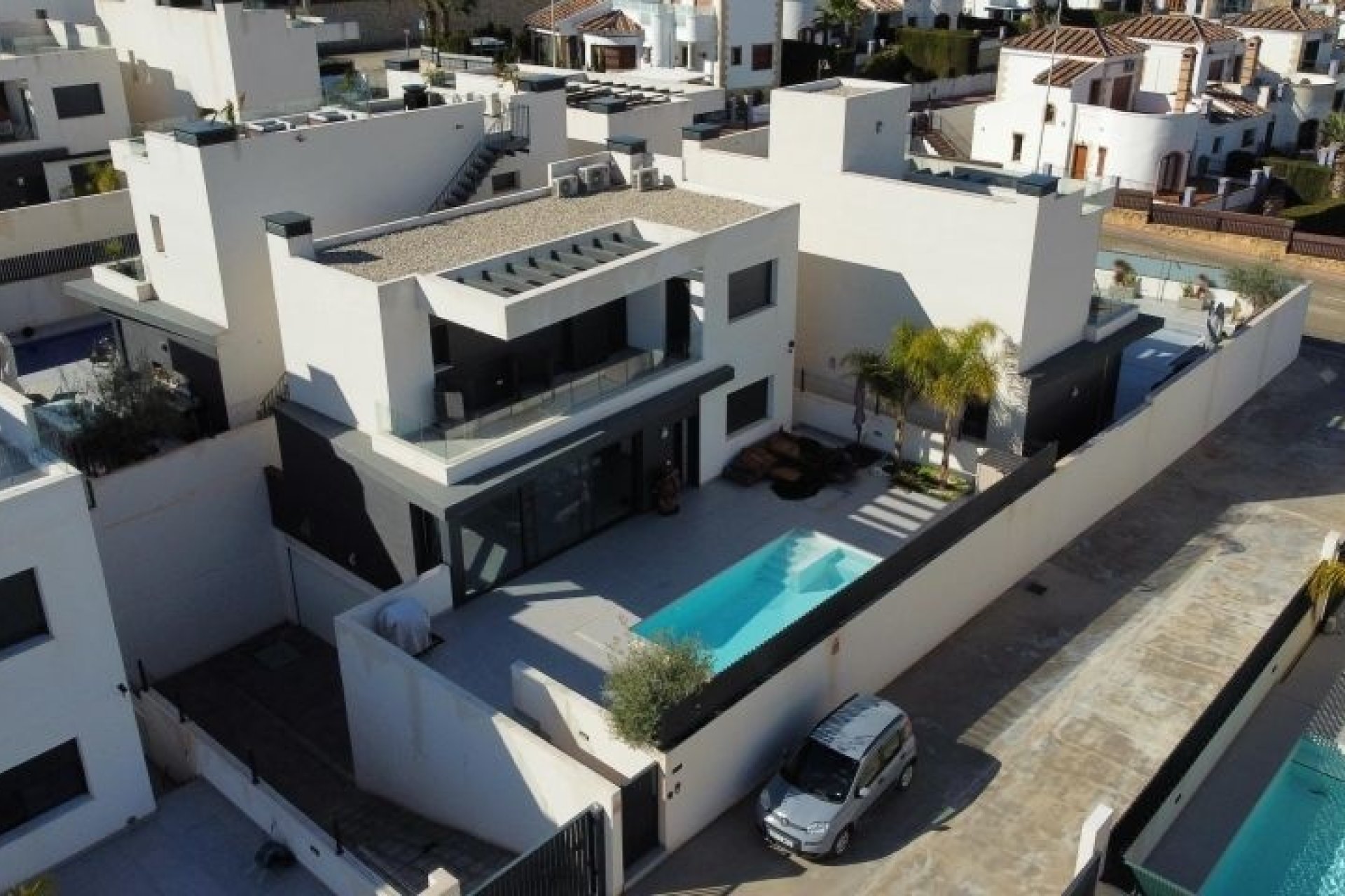 Herverkoop - Villa -
Algorfa - Inland