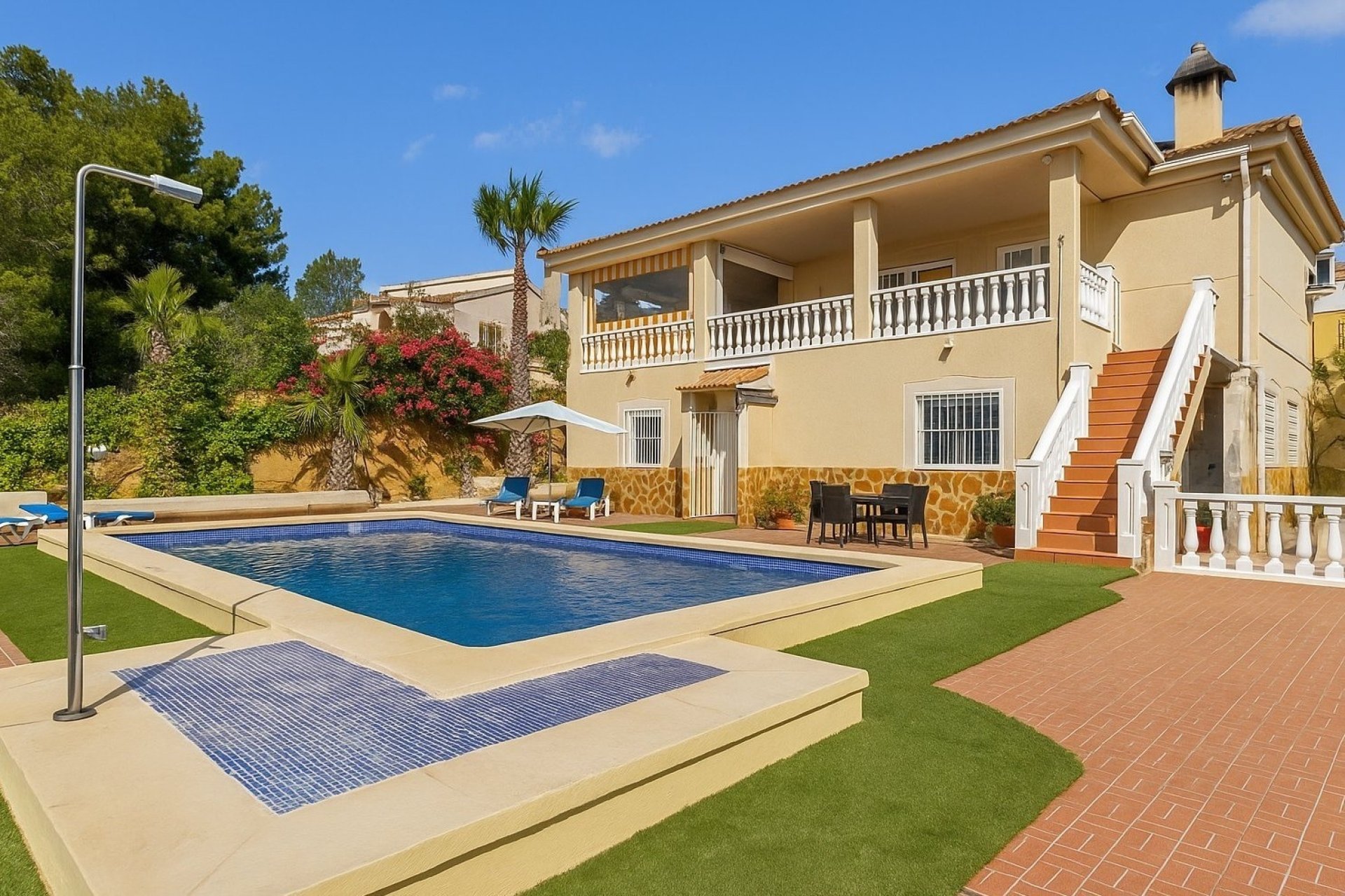Herverkoop - Villa -
Algorfa - Inland