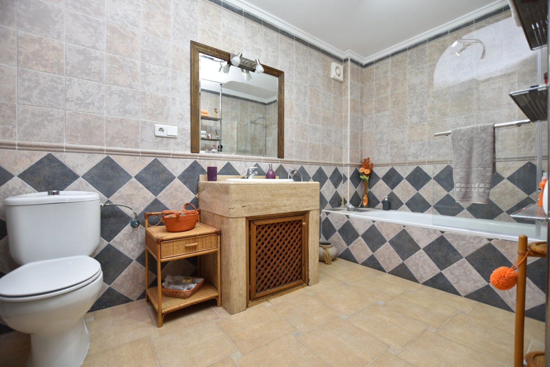 Herverkoop - Villa -
Algorfa - Inland