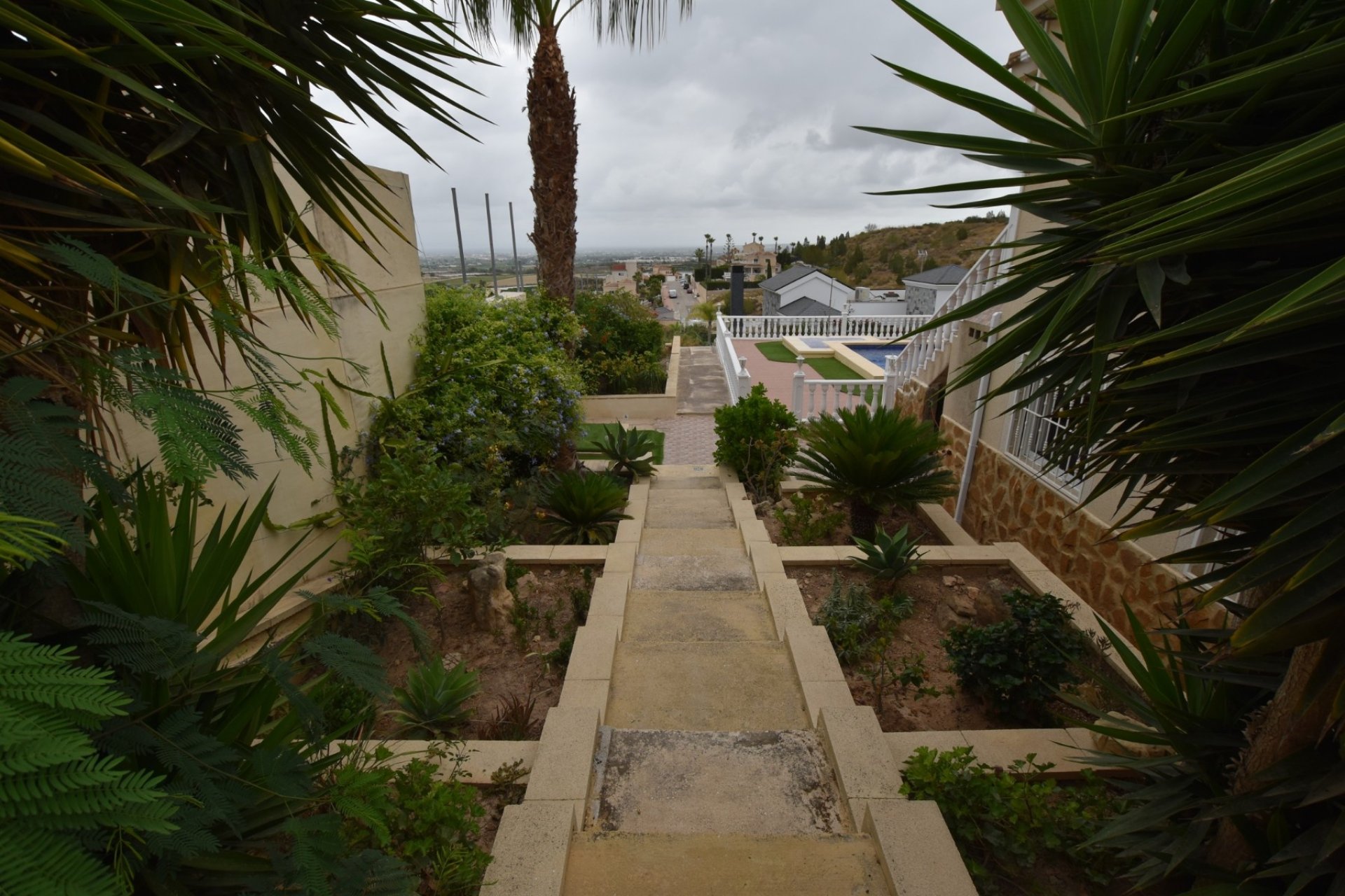 Herverkoop - Villa -
Algorfa - Inland
