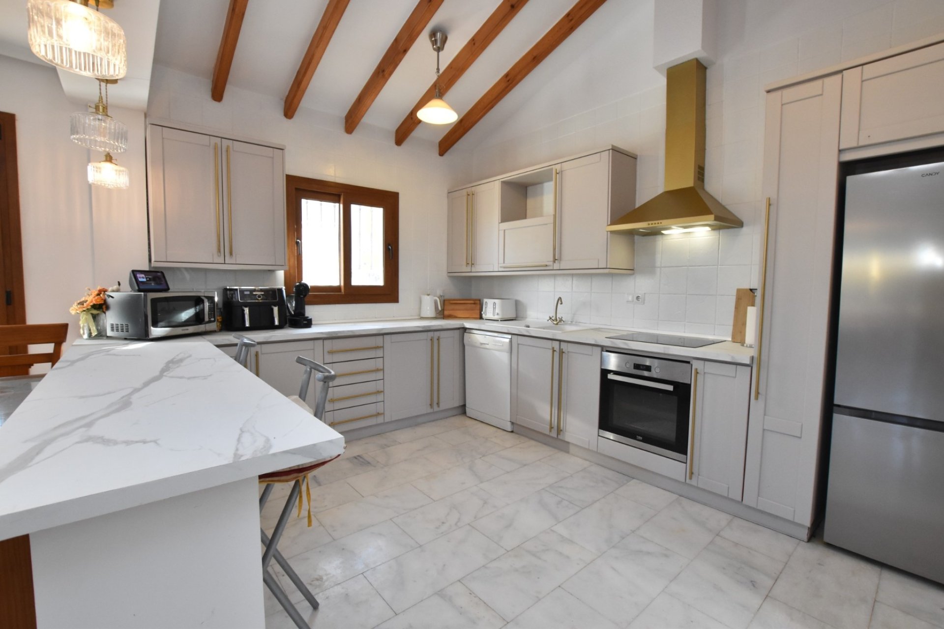 Herverkoop - Villa -
Algorfa - Inland