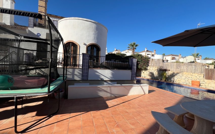 Herverkoop - Villa -
Algorfa - Inland