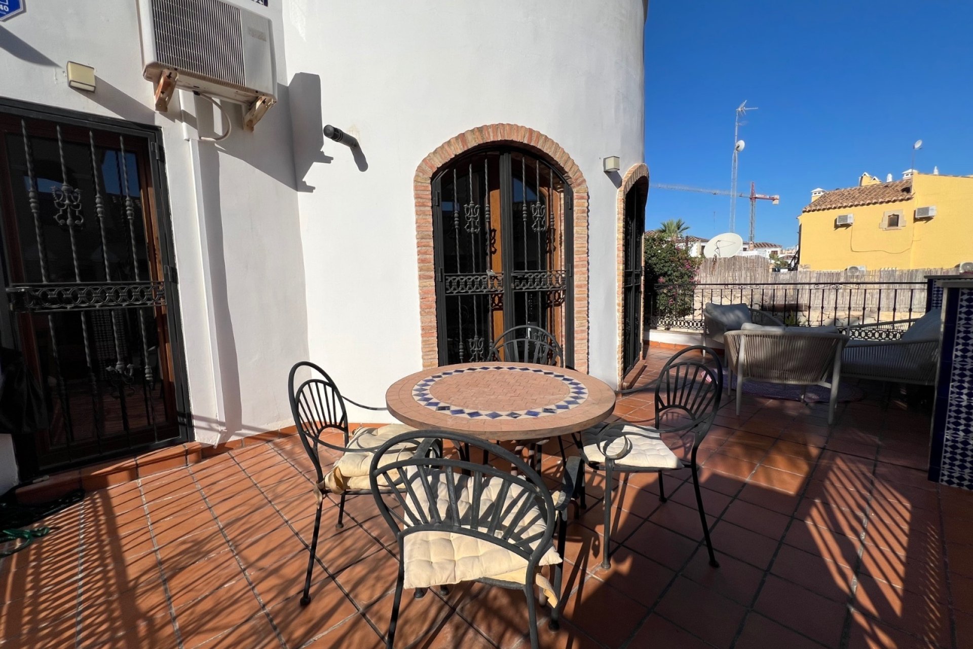 Herverkoop - Villa -
Algorfa - Inland