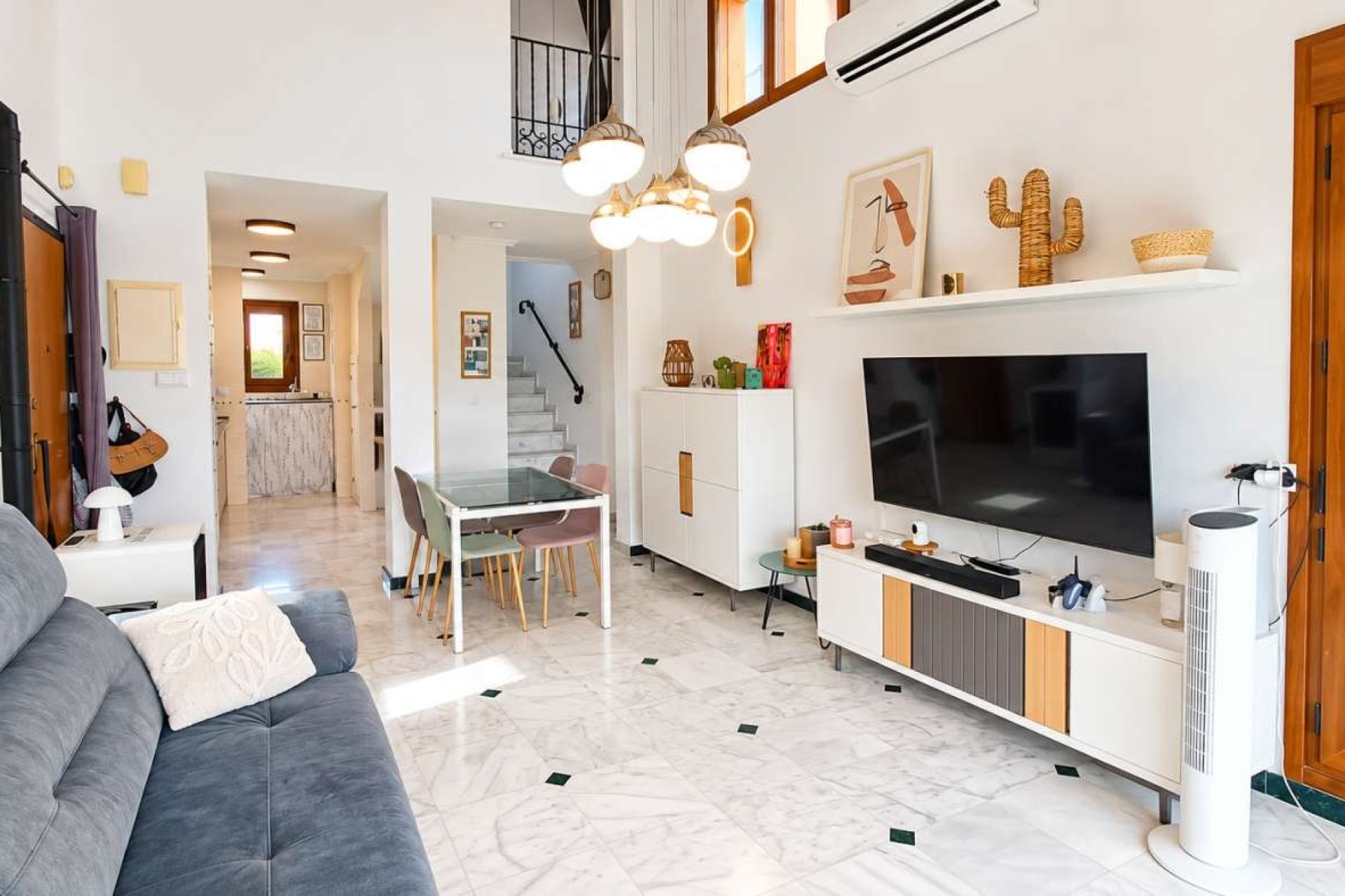 Herverkoop - Villa -
Algorfa - Inland
