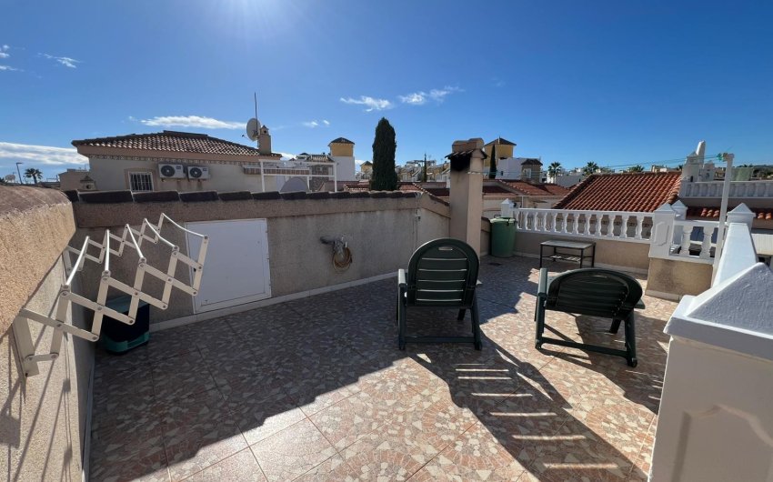 Herverkoop - Villa -
Algorfa - Inland