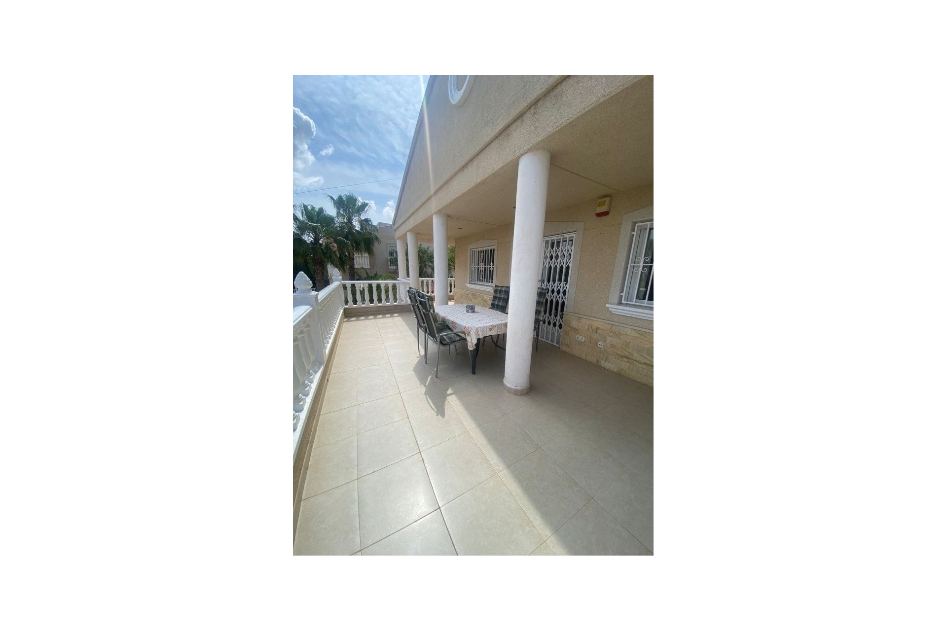 Herverkoop - Villa -
Algorfa - Inland