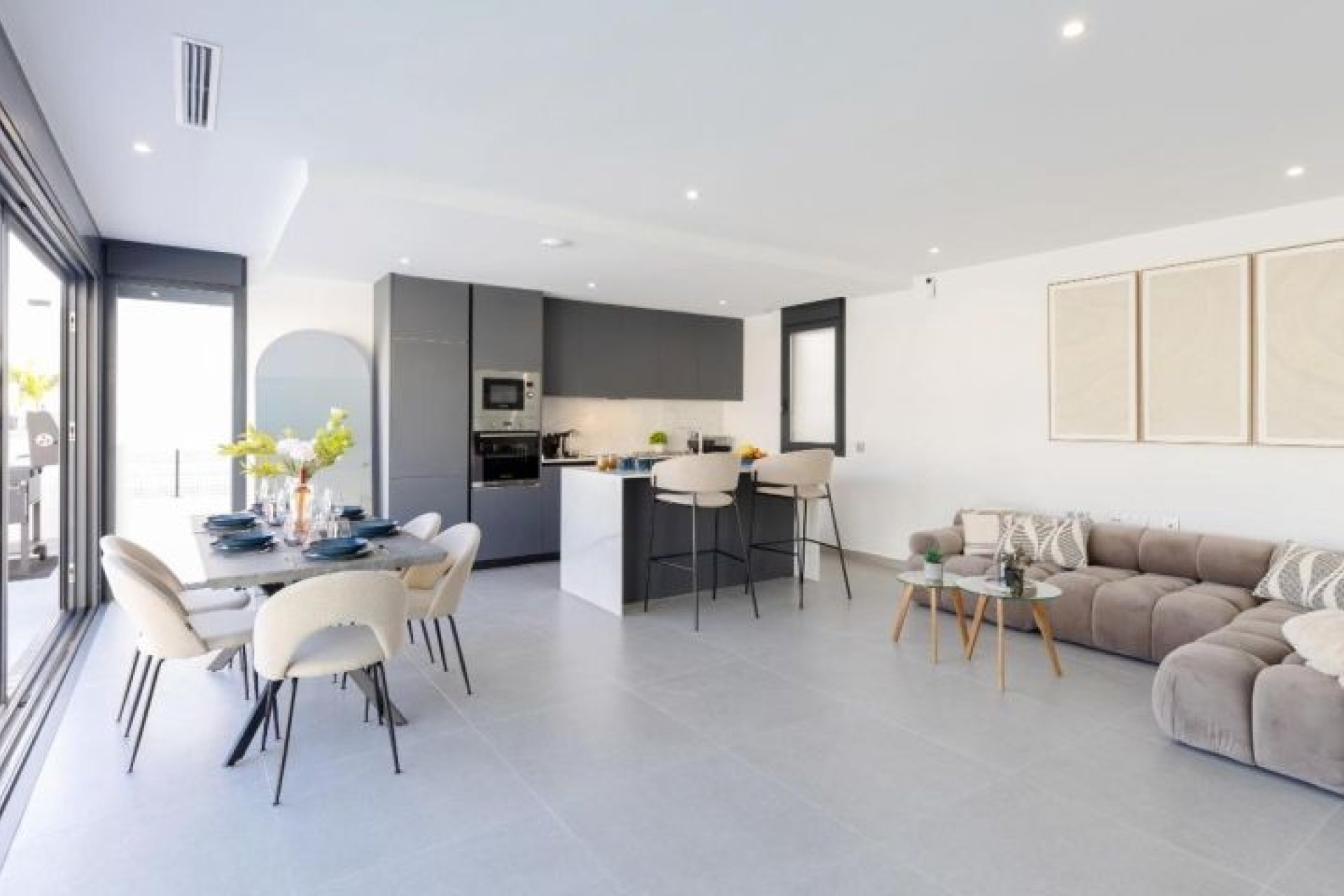 Herverkoop - Villa -
Algorfa - Inland