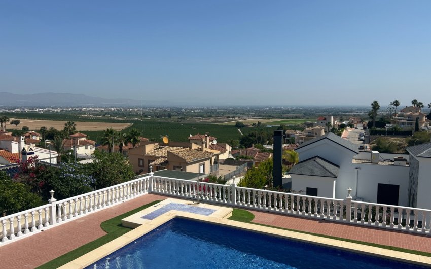 Herverkoop - Villa -
Algorfa - Inland