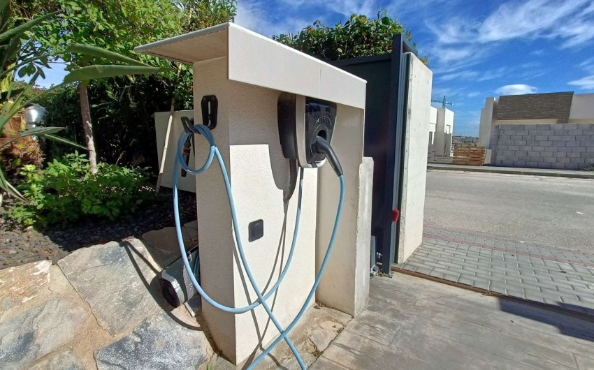 Herverkoop - Villa -
Algorfa - Inland