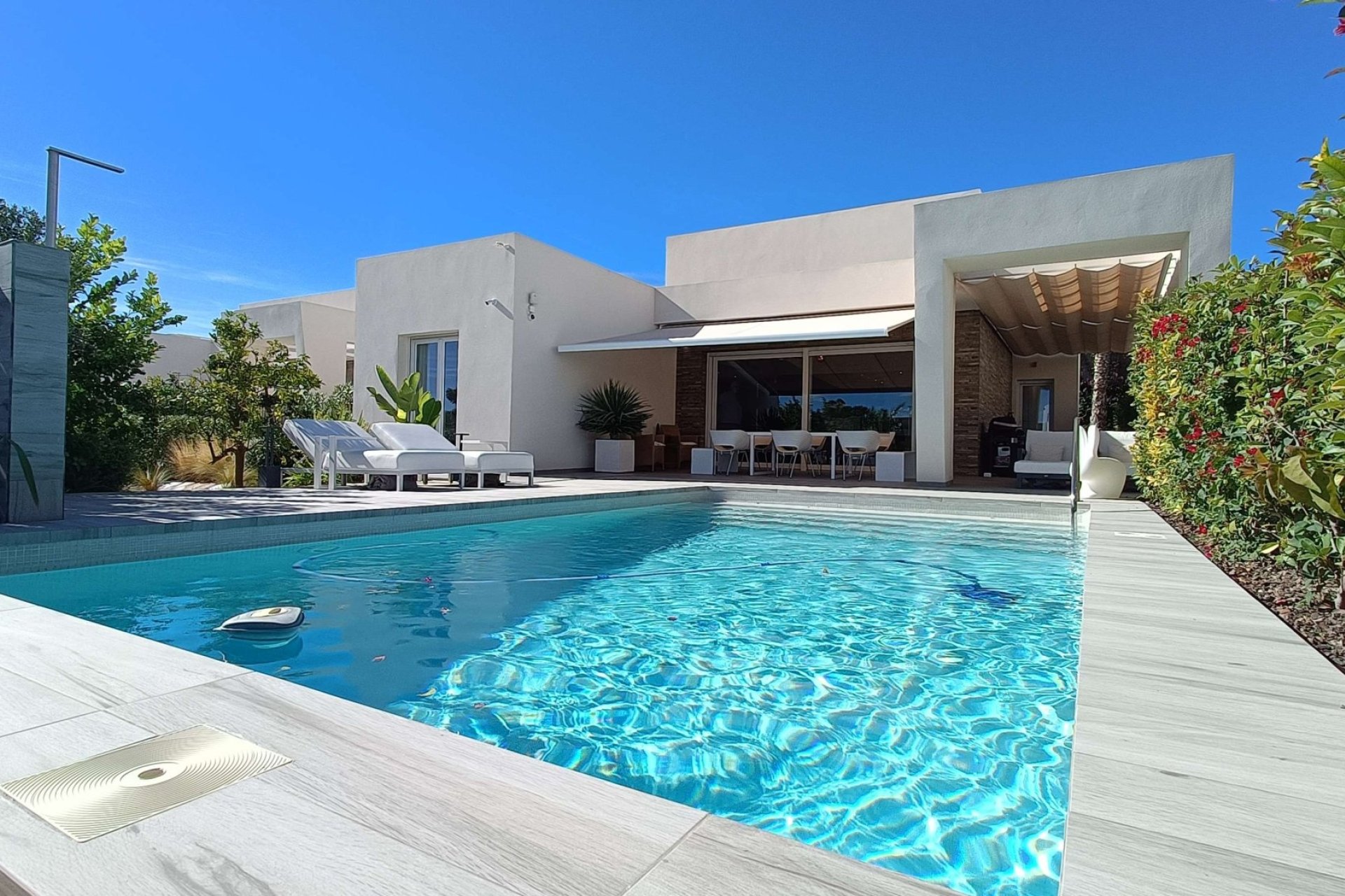 Herverkoop - Villa -
Algorfa - Inland