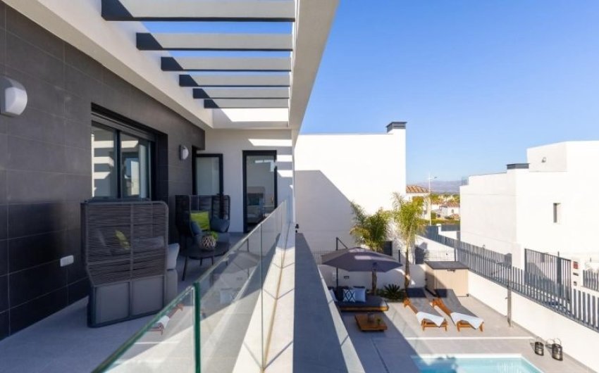 Herverkoop - Villa -
Algorfa - Inland