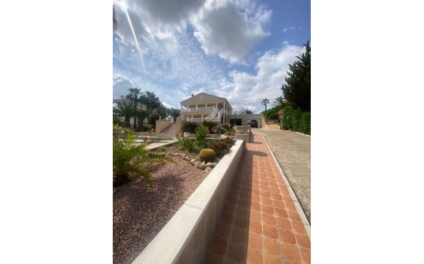 Herverkoop - Villa -
Algorfa - Inland