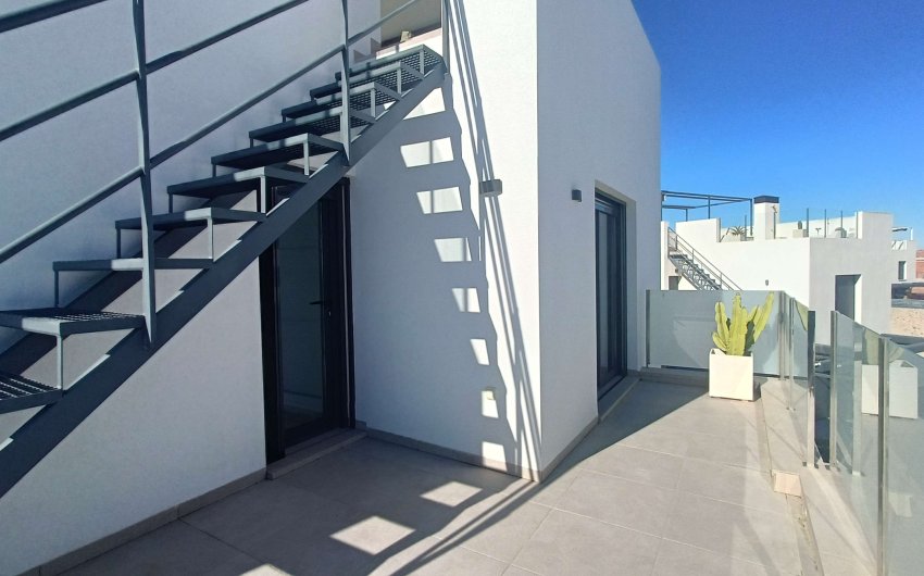 Herverkoop - Villa -
Algorfa - Inland