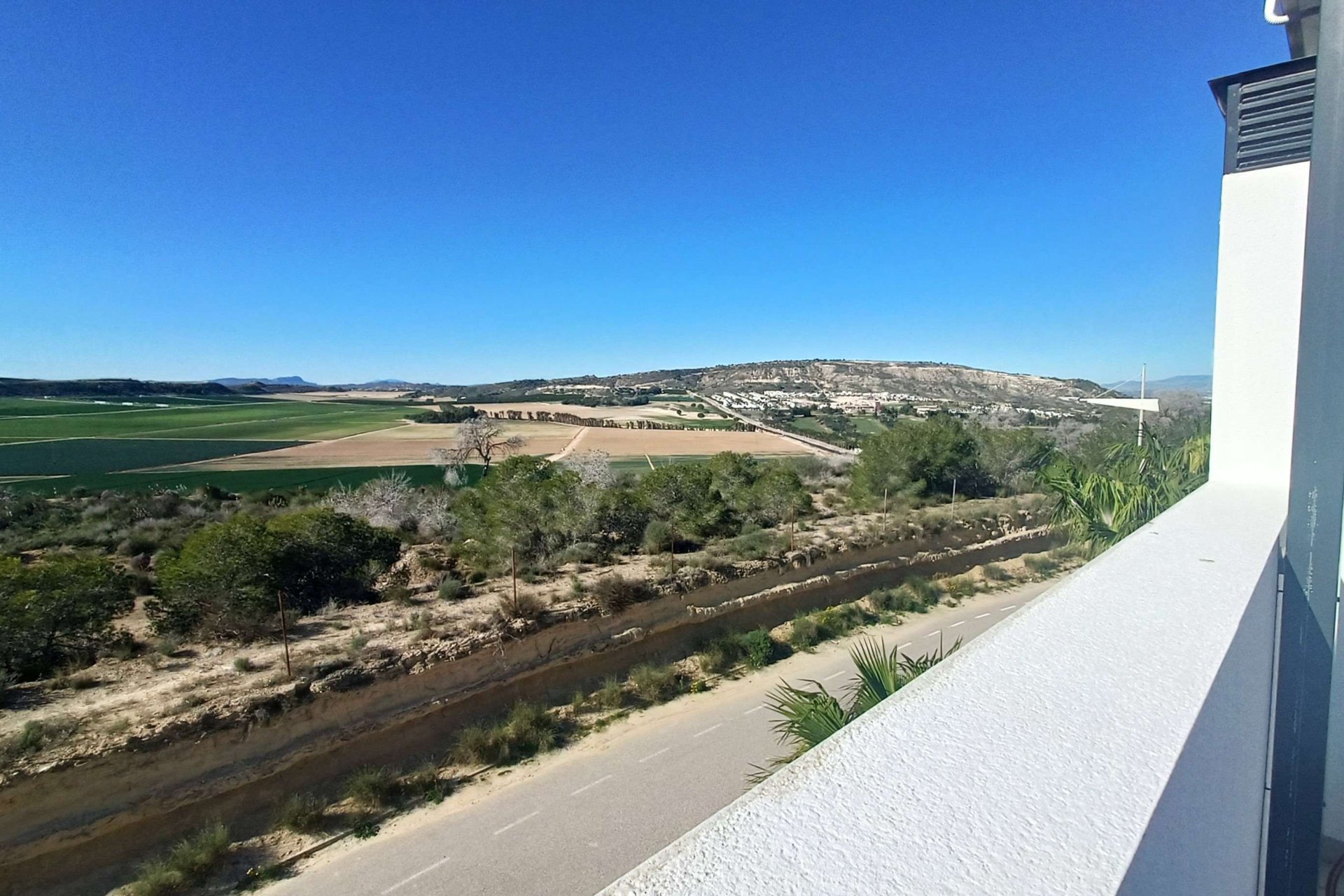 Herverkoop - Villa -
Algorfa - Inland